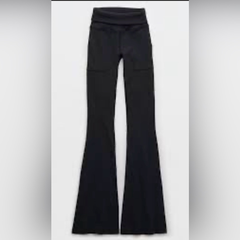 Aerie Offline Ribbed Flare Black Leggings